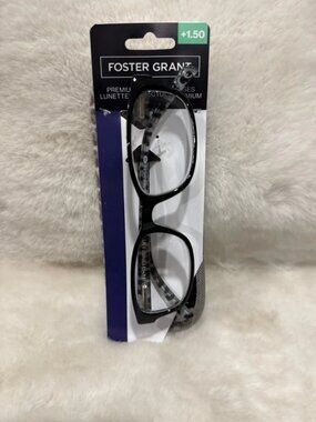 Foster Grant Premium reading glasses 1.50 new leopard print